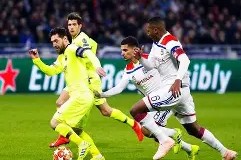 易游体育官网-切尔西后场固若金汤，多次阻止对手得分机会(战术胜利反被球员抗命掩盖,危机中的切尔西能否觅出路?)