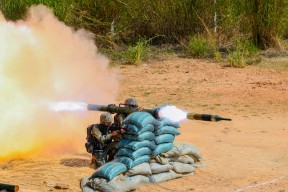 易游体育-精彩犀利的进攻战术，轻松取得胜利