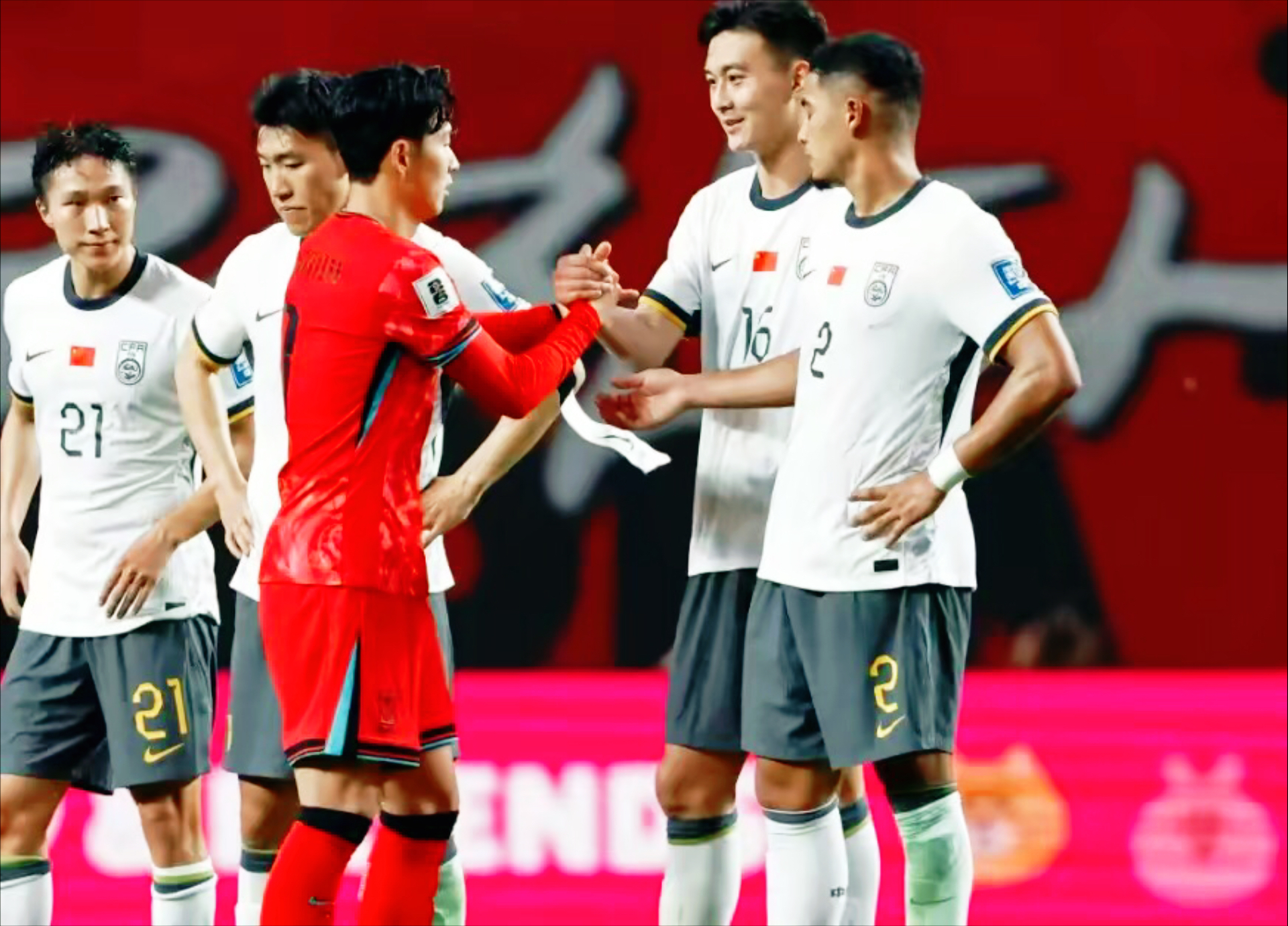 包含国际足坛上一场难分难解的胜负之战的词条 包含国际足坛上一场难分难解的胜负之战的词条