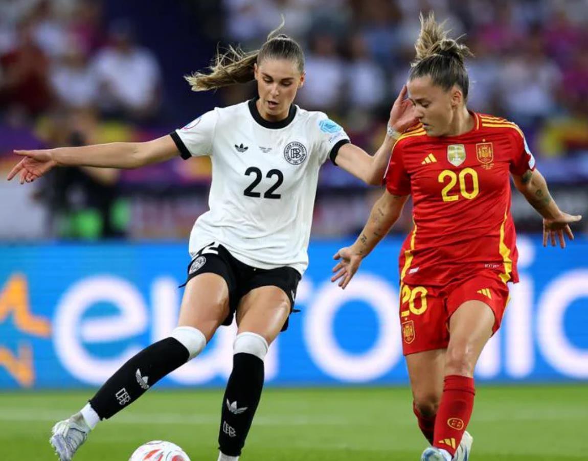 女足国家队备战欧洲友谊赛，发挥出色