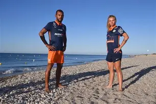 包含南特主场负于蒙彼利埃，法国足球强强对话的词条